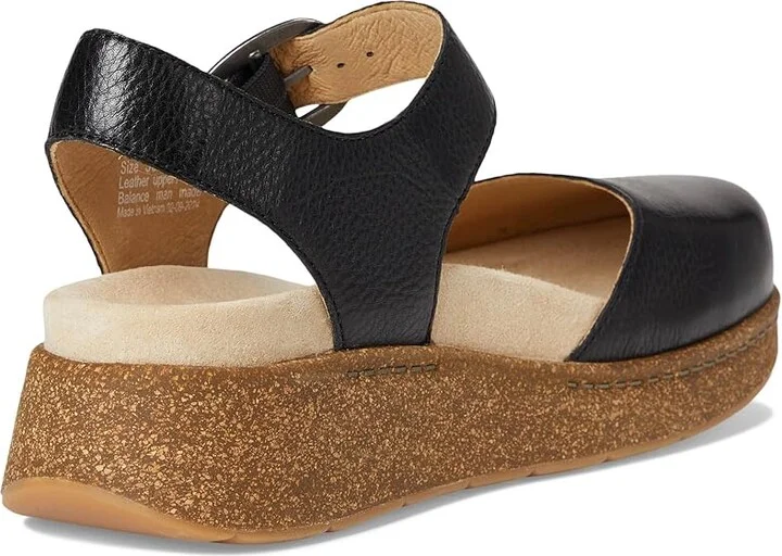 Dansko Brynlee Women's Flat Shoes Black : EU 37 (US Women's 6.5-7) Regular, Leather - Image 4