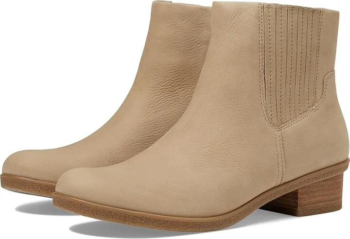 Dansko Daisie Women's Flat Shoes Sand Waterproof Nubuck : EU 40 (US Women's 9.5-10) Regular, Leather