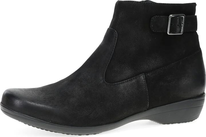 Dansko Finnley Bootie for Women - Versatile and Stylish with Added Arch Support and Rubber Outsole for Long-Lasting Wear - Stable and Supportive Black 6.5-7 M US