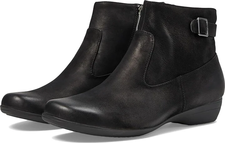 Dansko Finnley Flat Shoes Black Burnished Nubuck : EU 40 (US Men's 6.5-7 - Women's 9.5-10) Regular, Leather