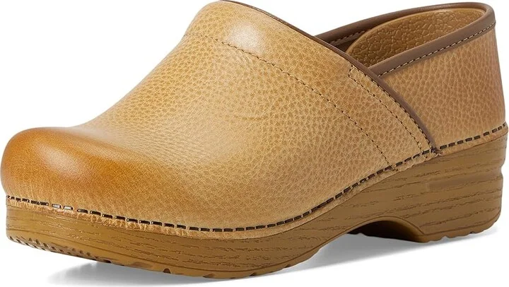 Dansko Professional Women's Clog Shoes Honey Distressed : EU 36 (US Women's 5.5-6) Regular, Leather - Image 5