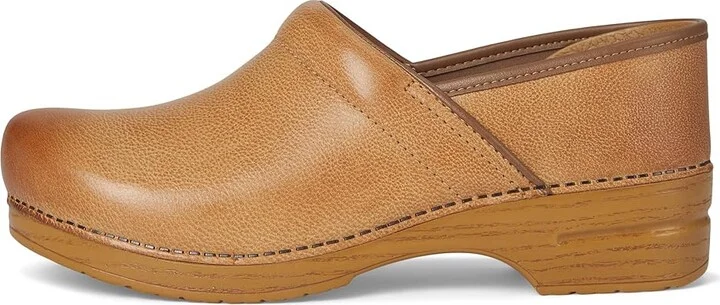 Dansko Professional Women's Clog Shoes Honey : EU 46 (US Women's 15.5-16) Regular, Leather - Image 6