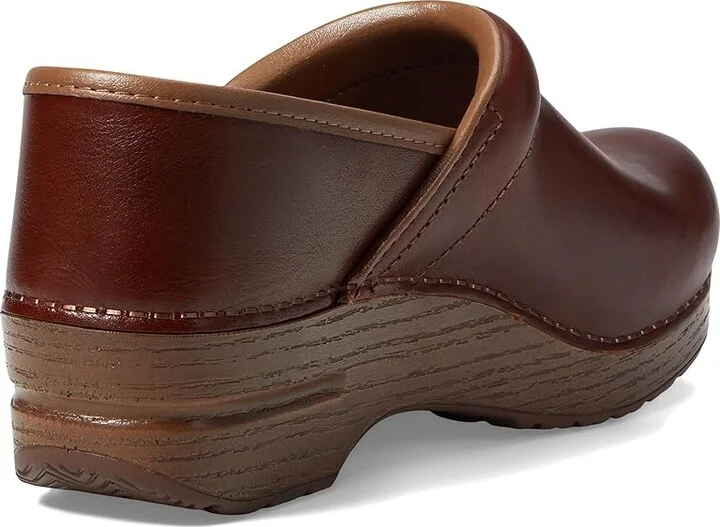 Dansko Professional Women's Clog Shoes Saddle Full Grain : EU 36 (US Women's 5.5-6) Regular, Leather - Image 4