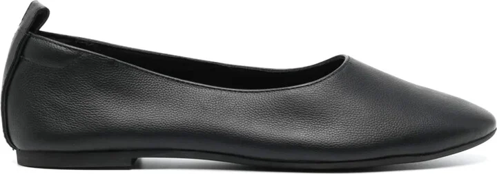 Daphne IV leather ballerina shoes