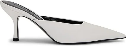 Daphne Mule
