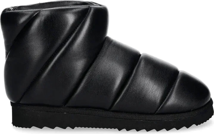Darby boots