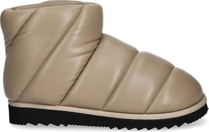 Darby boots