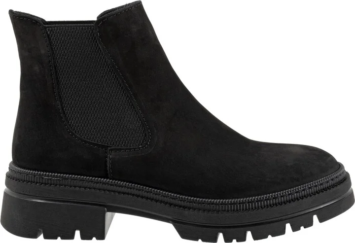 Darla Lug Chelsea Boot - Image 3