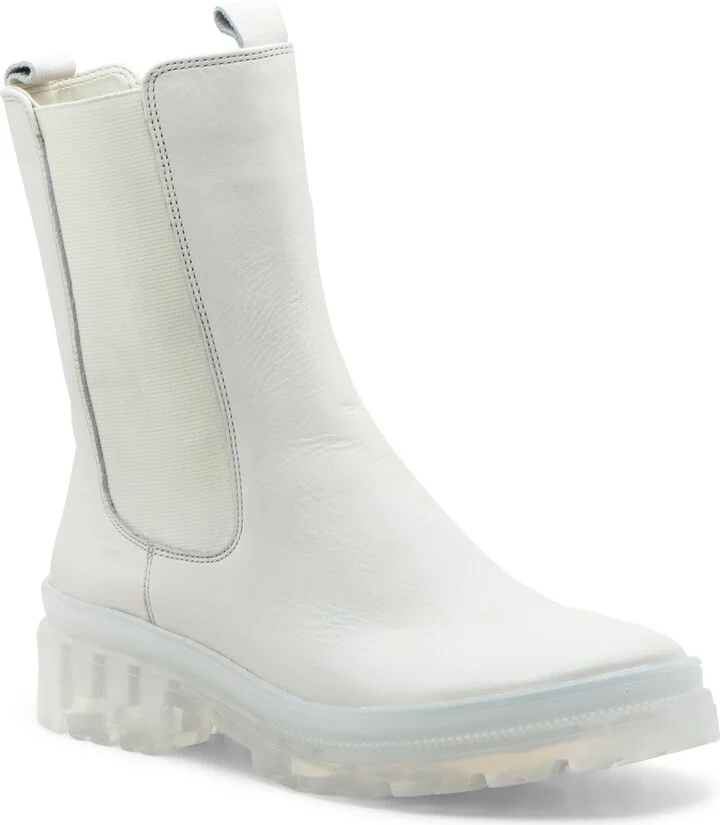 Darling Chelsea Boot