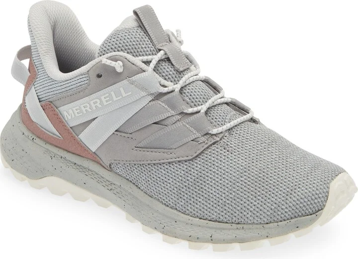 Dash Bungee Sneaker