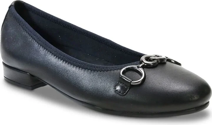 David Tate Omika Flat