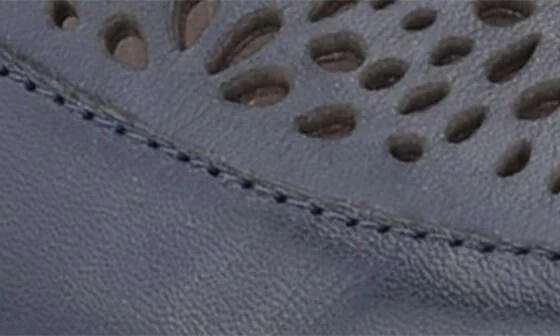 Dawn Slingback Clog - Image 7