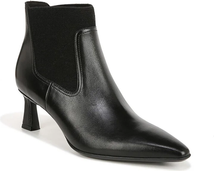 Daya Womens Leather Pointed Toe Chelsea Boots