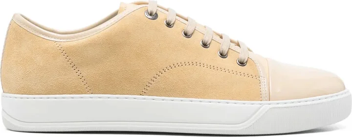 DBBI sneakers