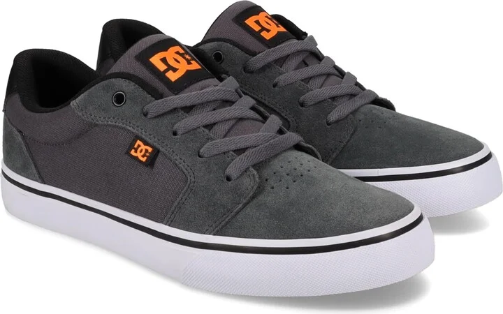 DC Men's Anvil Casual Skate Sneaker