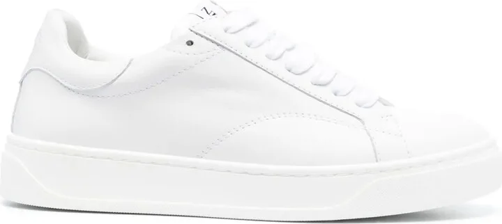 DDB0 leather sneakers