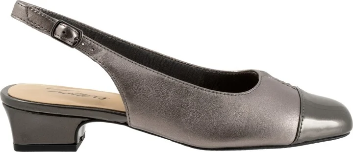 Dea Cap Toe Slingback Pump - Image 3