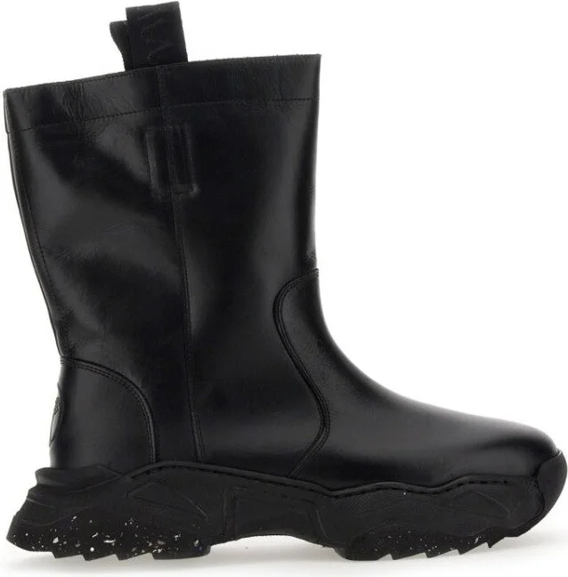 Dealer Boot