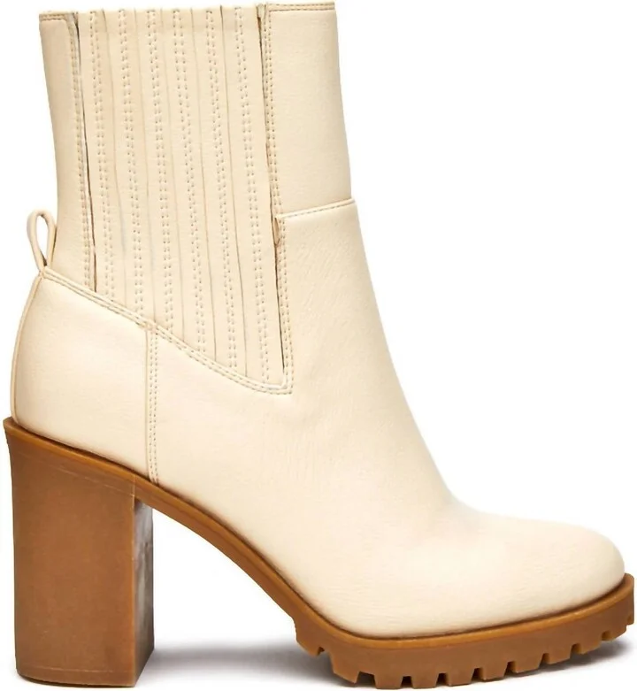 Dean Heeled Boots In Ivory