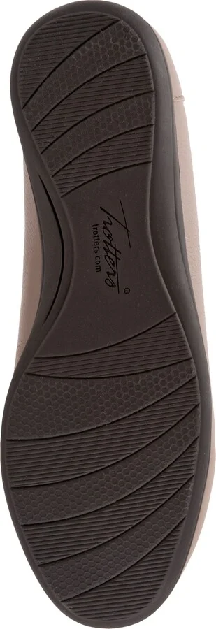 Deanna Flat - Image 6