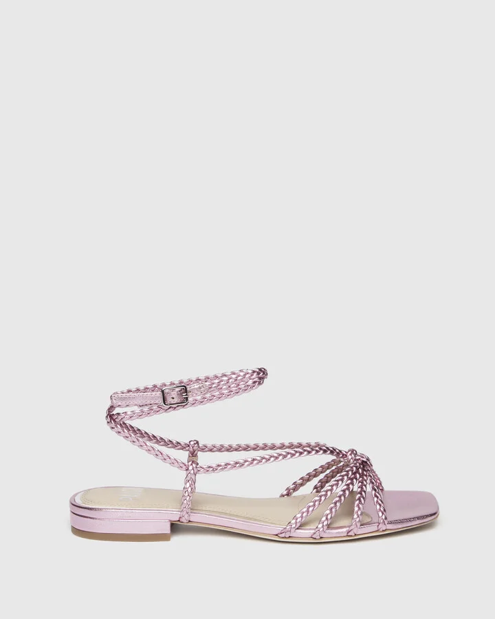 Deanna Flat Sandal