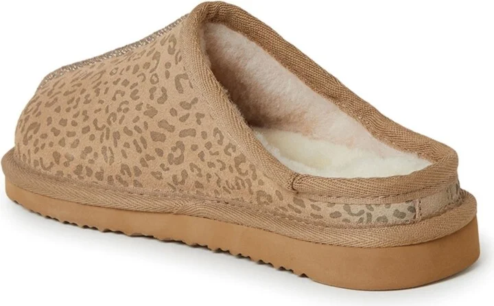 Dearfoams Little Girls Fireside by Dempsey Genuine Shearling Clog Slipper - Image 9