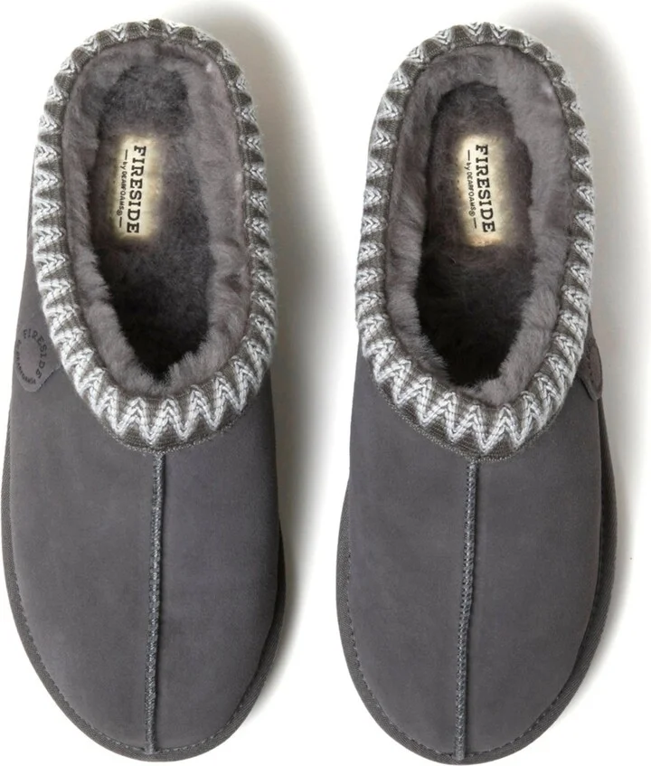 Dearfoams Men's Fireside by Grafton Genuine Shearling Clog Slipper with Taping - Image 9