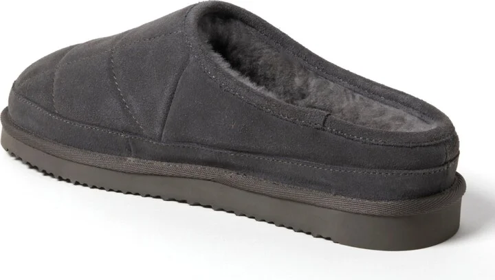 Dearfoams Men's Fireside by Grafton Quilted Genuine Shearling Clog Slipper - Image 6