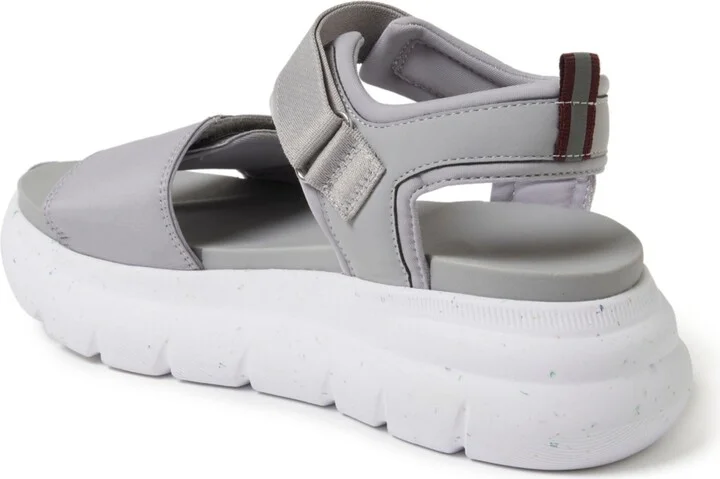 Dearfoams Women's Daylen Adjustable Strap Platform Sandal - Image 3