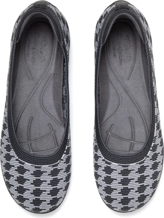 Dearfoams Women's Misty Ballet Flat Lightweight Slip Ons - Image 4