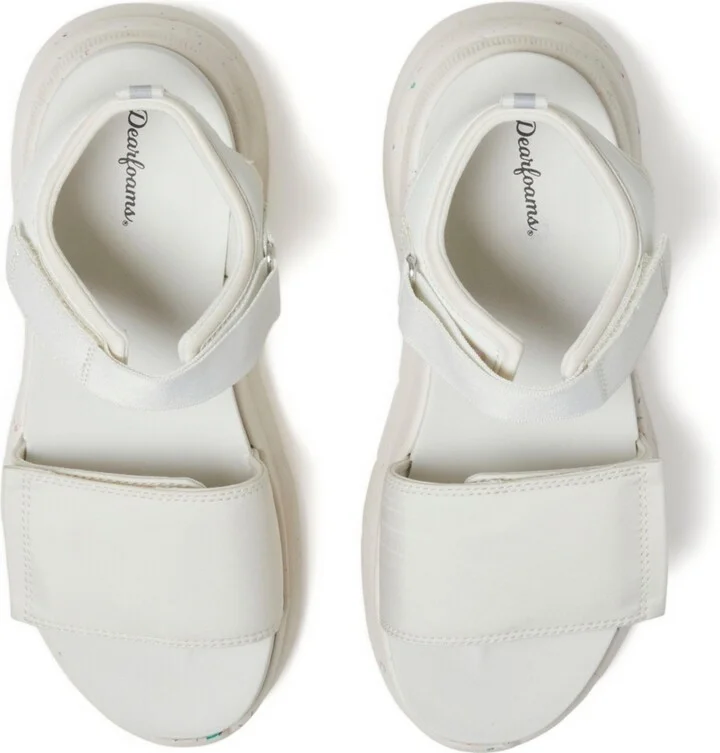 Dearfoams Women's Odell Platform Sandal - Image 8