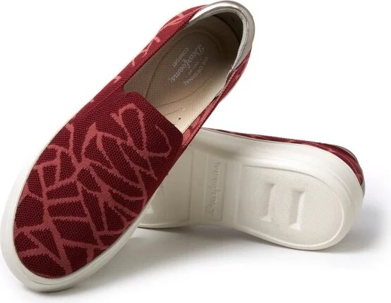 Dearfoams Women's Sophie Slip-On Sneaker - Latte Size - Image 8