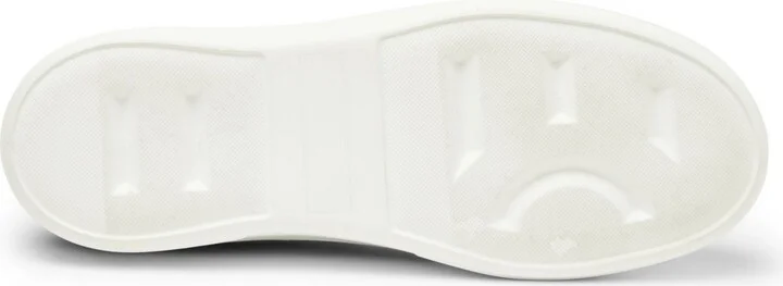 Dearfoams Women's Sport Foam Elastic Lace Slip-On Sneaker - Image 4