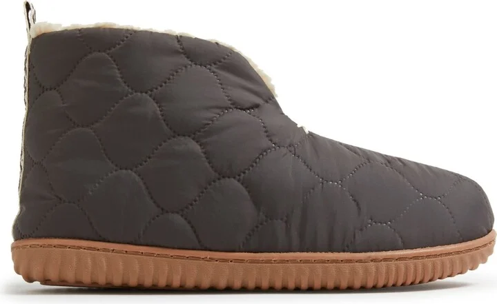 Dearfoams Women's Warm Up Bootie House Shoe Boot Slipper - Image 2