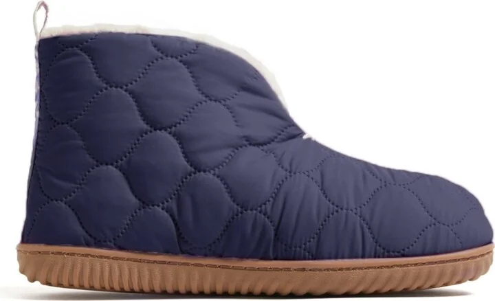 Dearfoams Women's Warm Up Bootie House Shoe Boot Slipper - Image 11