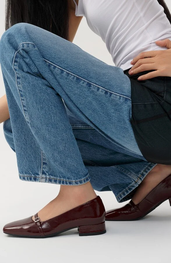 Debbi Pump - Image 2