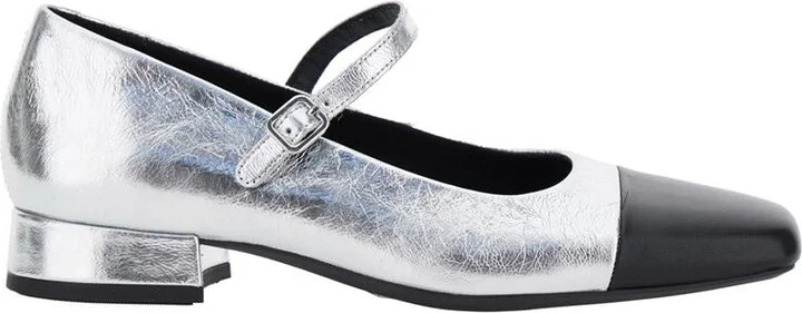 'Debby' Silver Colored Slingback Pump With Adjustable Strap In Leather Woman