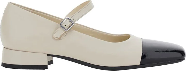 'Debby' White And Black Slingback Pump With Adjustable Strap In Leather Woman
