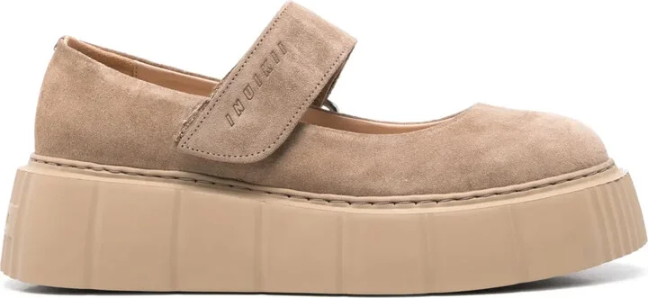 neutrals