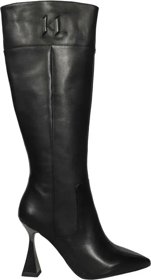 Debut boots
