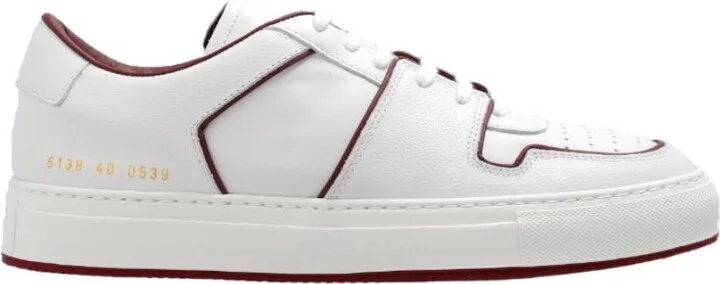 Decades Lace-Up Low Top Sneakers