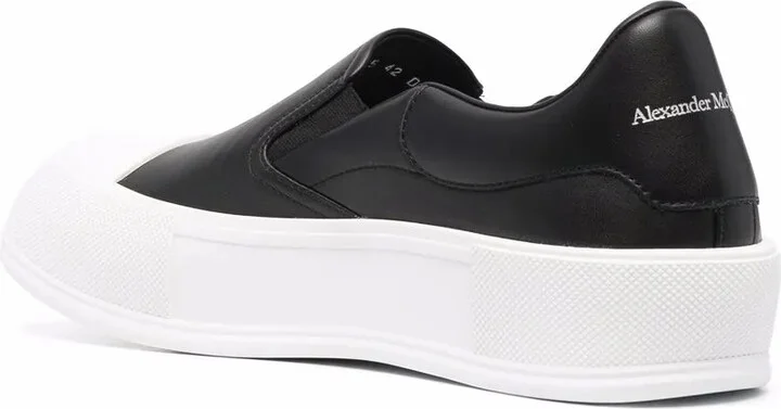 Deck laceless low-top sneakers - Image 3