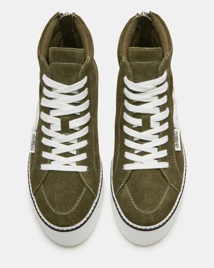 Decky Olive - Image 4