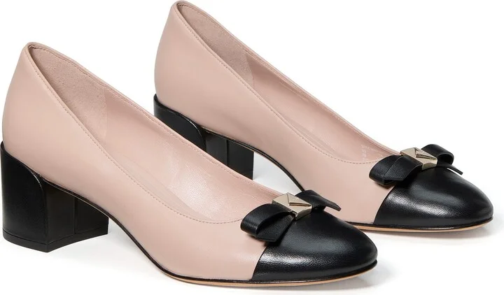 Deco Bow Ballet Cap Toe Pump