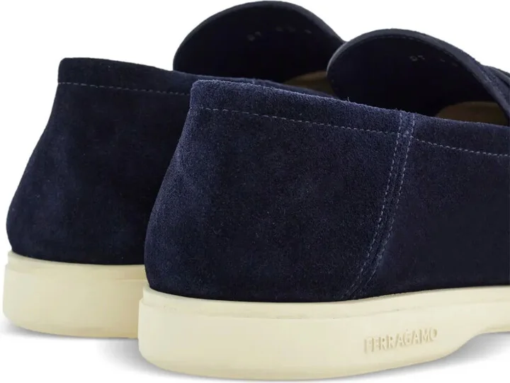 Deconstructed Gancini-detailed suede loafers - Image 3