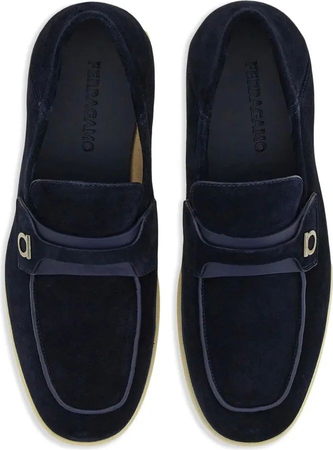 Deconstructed Gancini-detailed suede loafers - Image 4