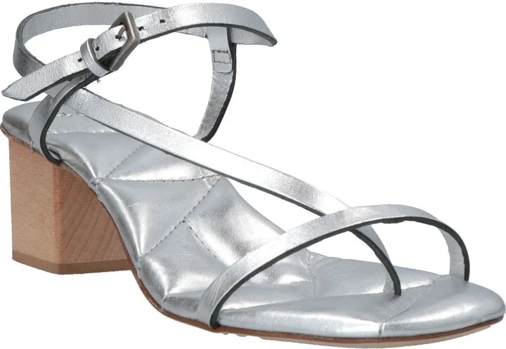 Del Carlo Woman Thong sandal - Image 4