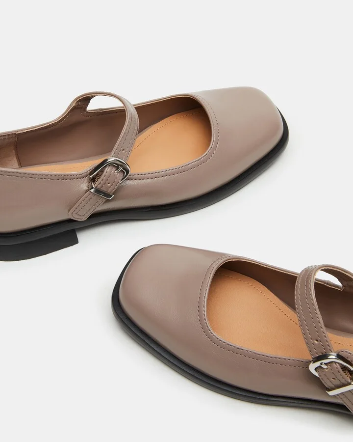 Delancy Taupe Leather - Image 3