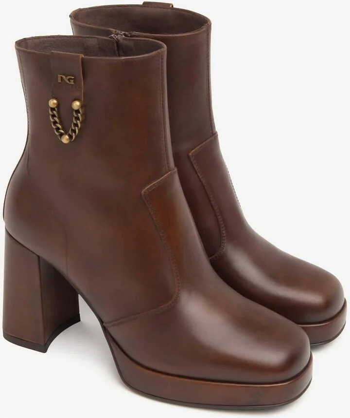 Delavato Women's Ankle Boot In Beige