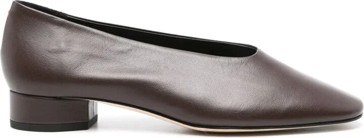 Delia ballet flats